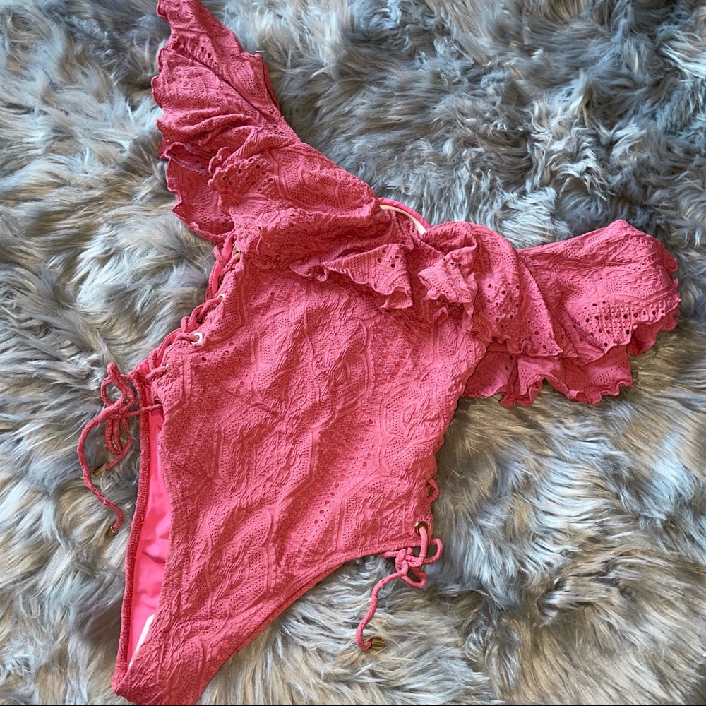Gorgeous lace one piece swimsuit body suit nwt pink